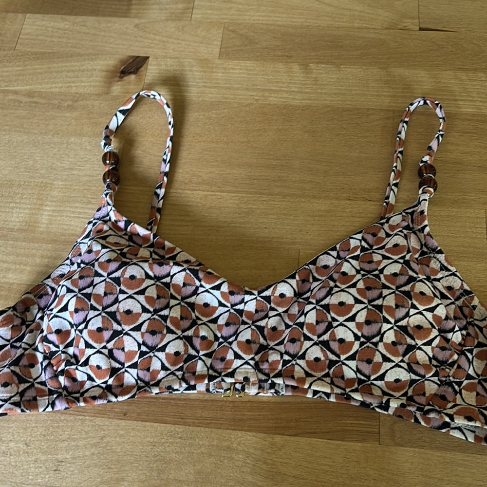 Patterned Bikini Set - Picture 6 of 9